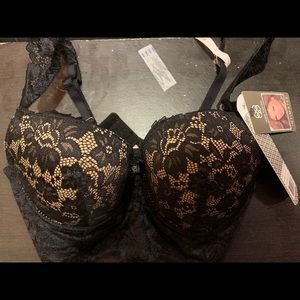 ✨3/$25✨36C push-up bra